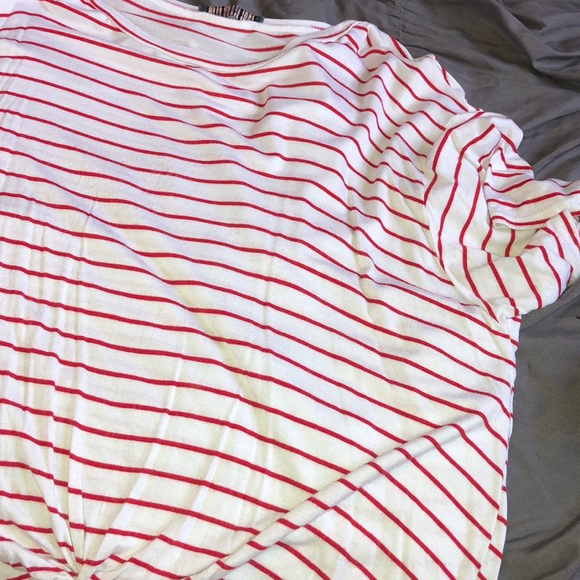 Charlotte Russe tee - Picture 2 of 2